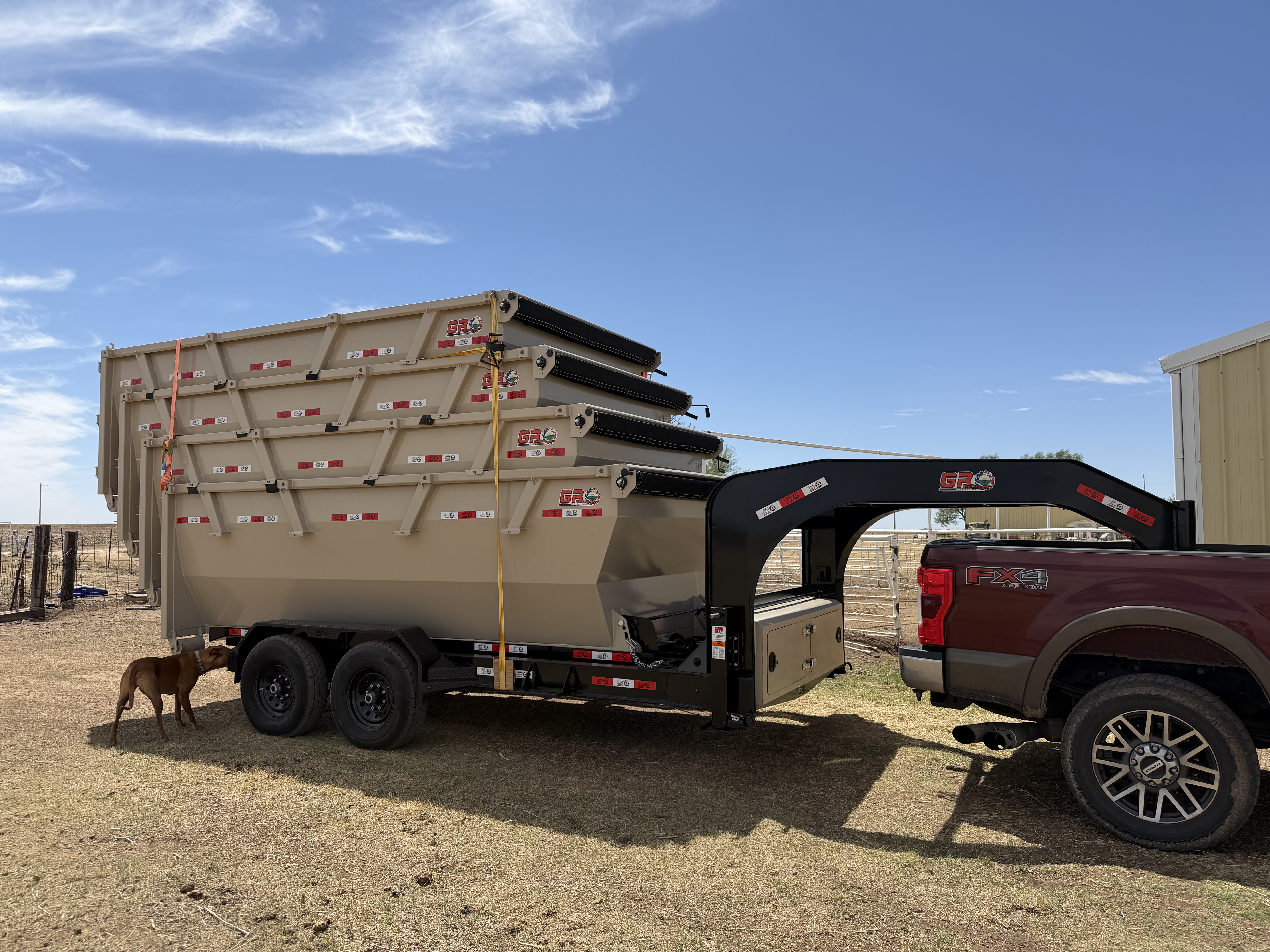 Clean Country Dumpsters 14-yard roll-off dumpster